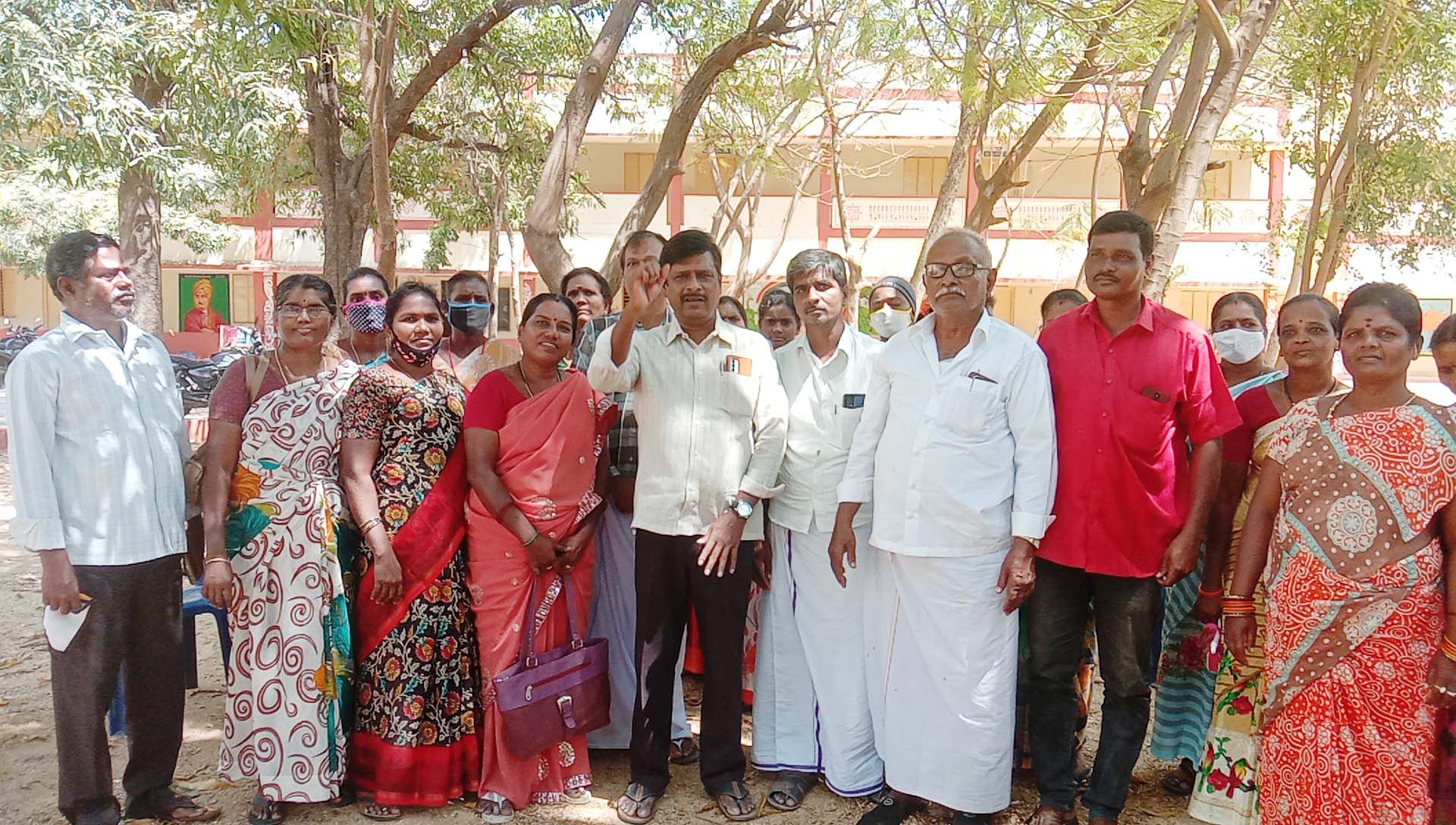 దేశవ్యాప్త సమ్మెను విజయవంతం చేయండి