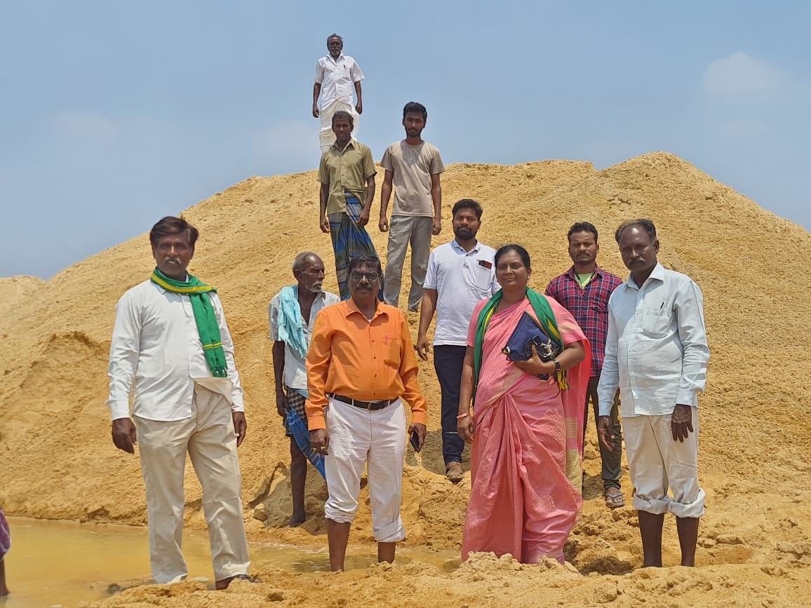 ఇసుక అక్రమ రవాణాను అరికట్టండి