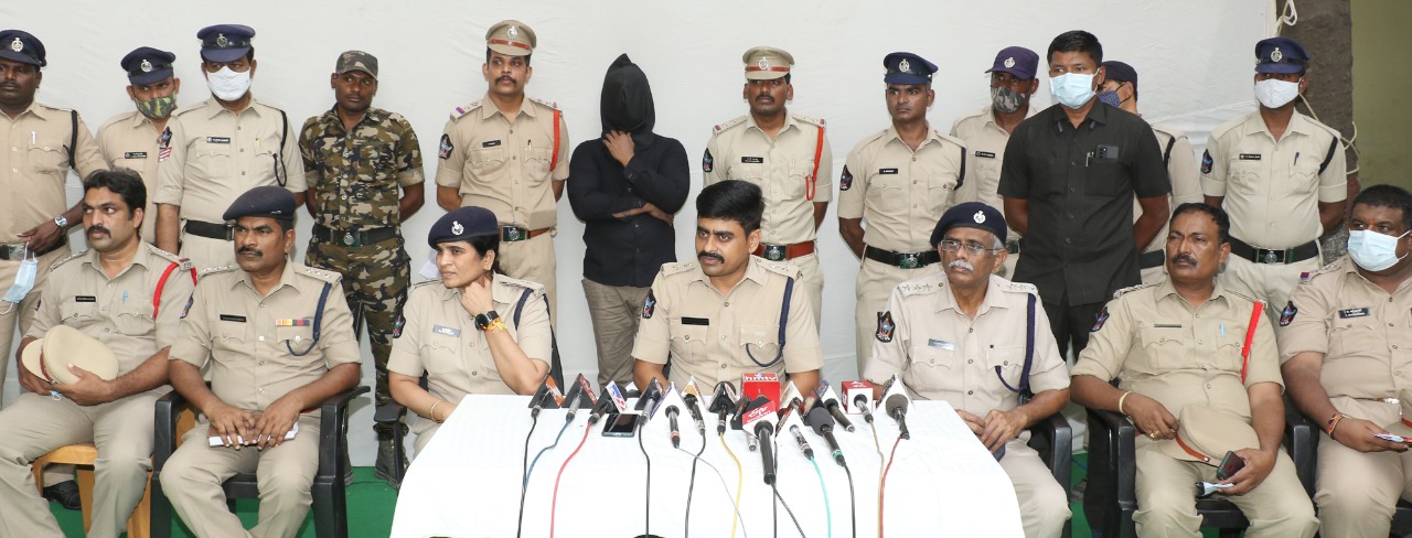 చోరీ కేసుసు ఛేదించిన తిరుపతి అర్బన్‌ పోలీసులు