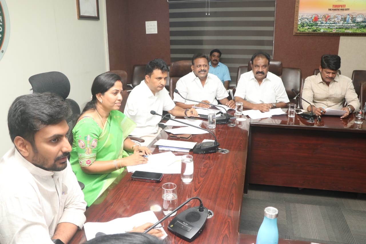 స్టాండింగ్‌ కమిటీలో అభివద్ధి పనులకు ఆమోదం