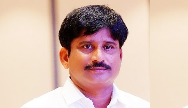 ఉమ్మడి చిత్తూరు జిల్లాలో డ్రిప్ పరికరాలు అందజేయండి : చినబాబు డిమాండ్       