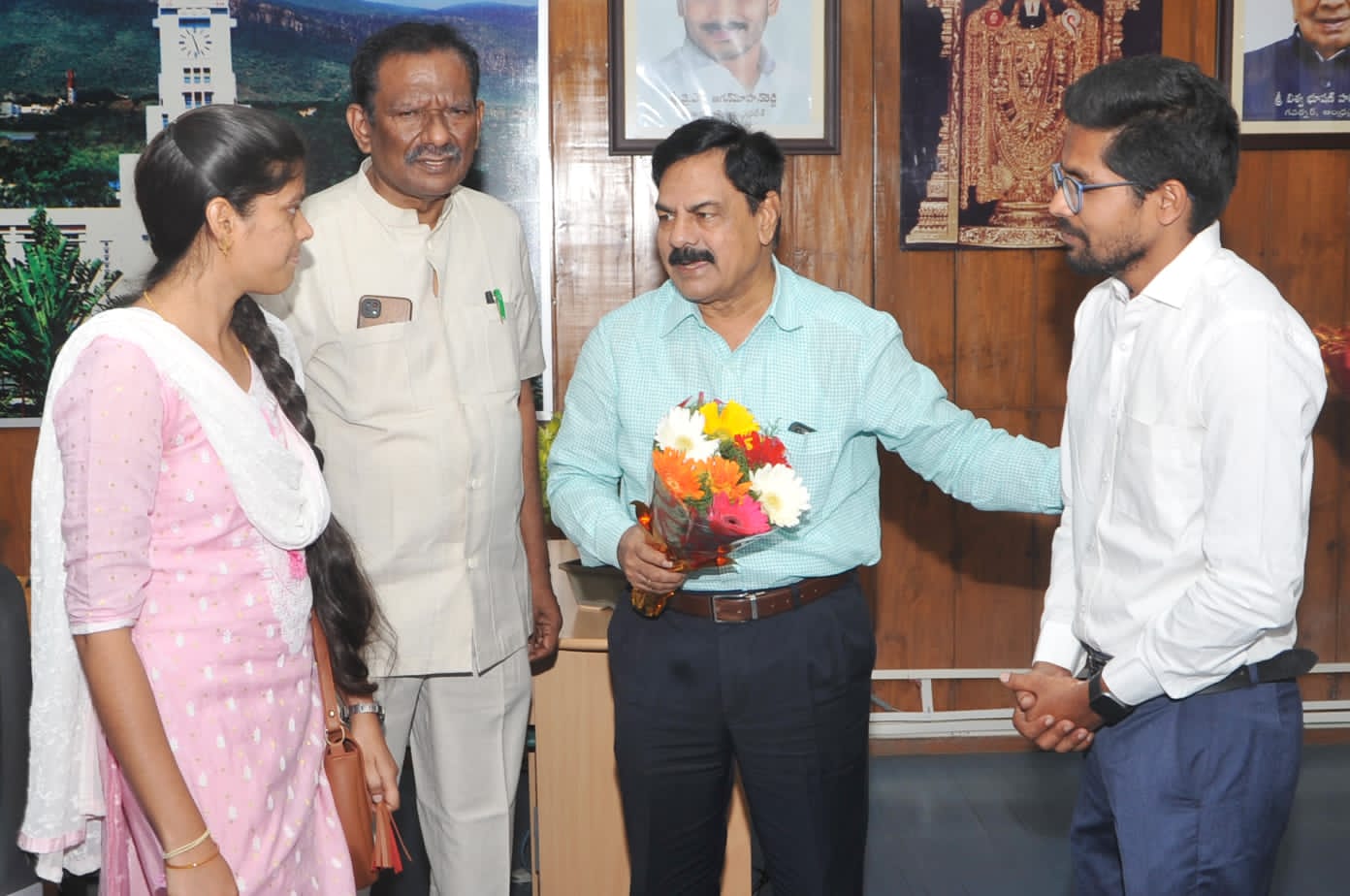 సత్తాచాటిన ఎస్వీయూ న్యాయశాస్త్ర విద్యార్థులు