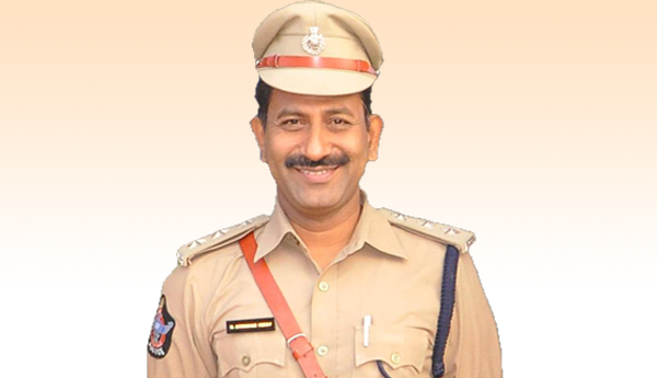 ఆరుగురిపై పిడి యాక్ట్‌