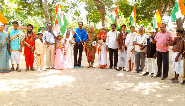 azad ka amrut mahaotsavalu in yadamari