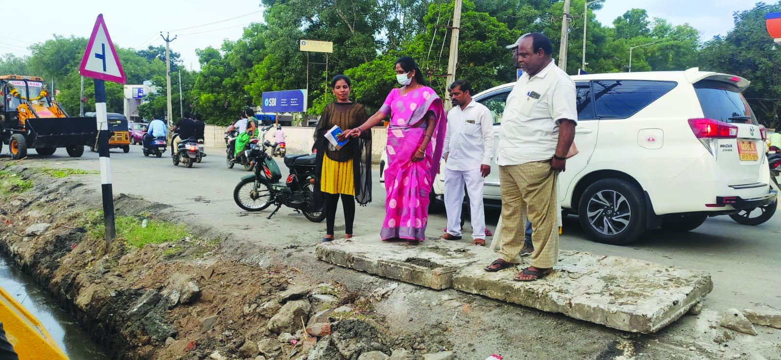 పనుల్లో నాణ్యతకు ప్రాధాన్యత ఇవ్వండి : మేయర్‌