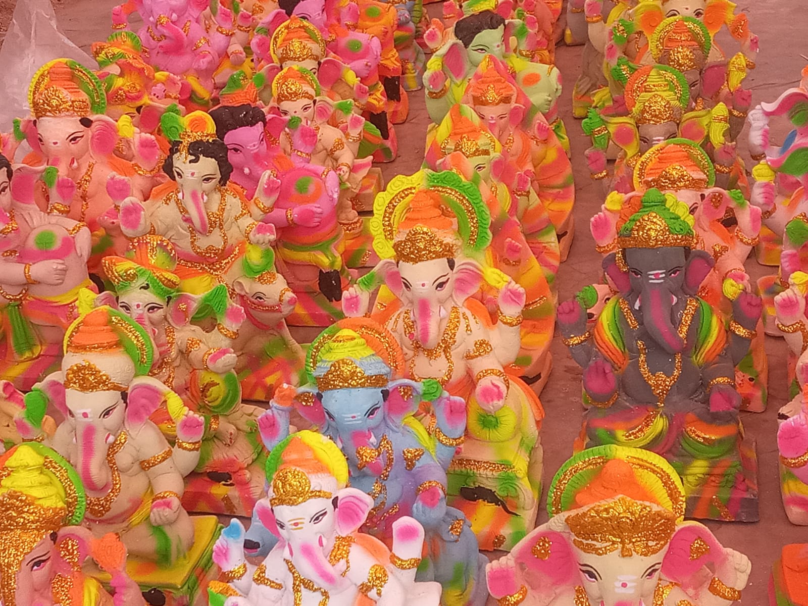 వినాయక విగ్రహాలు