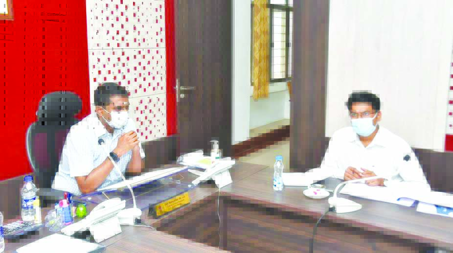 టెలికాన్ఫరెన్స్‌లో కలెక్టర్‌ జాయింట్‌ కలెక్టర్‌