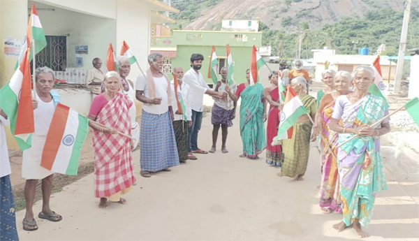 Everyone-should-show-patriotism-Sarpanch-Srinath-Reddy