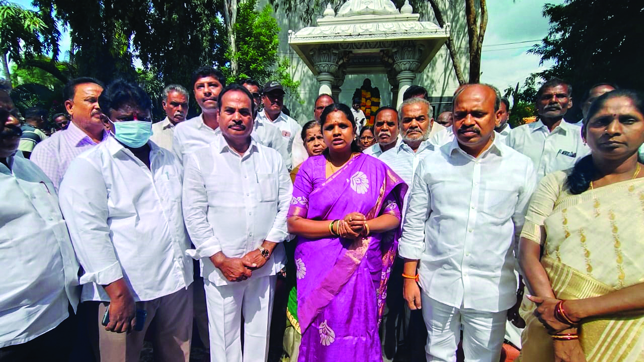 రాజన్న స్ఫూర్తితో... జగనన్న పాలన