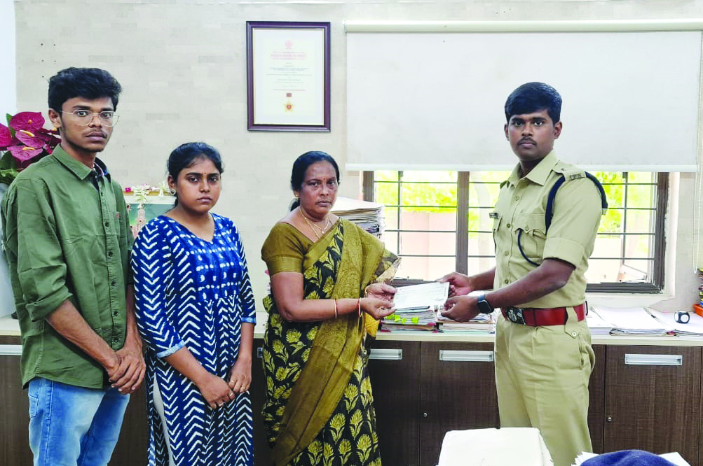 మృతుని కుటుంబాన్ని ఆదుకుంటాం