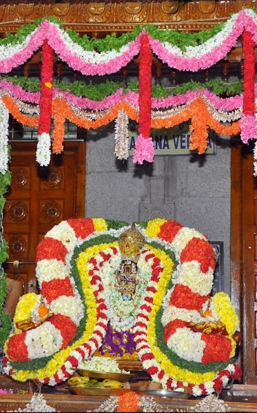 ఘనంగా గణనాథుని పూలంగి సేవ