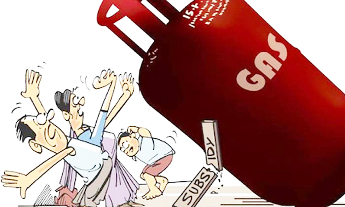 అల్లాడుతున్న సామాన్యులు