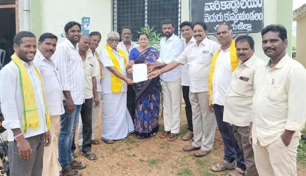 tdp protest on ration rice in vedurukuppam