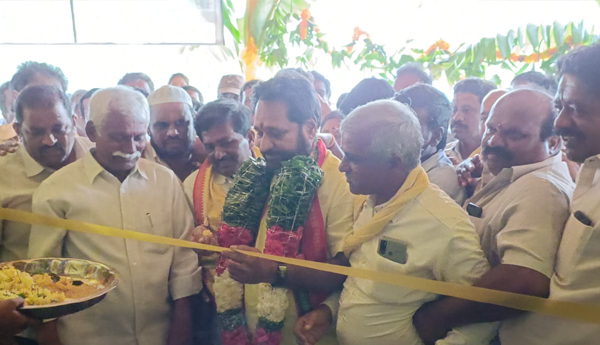 Amaranatha-Reddy-inaugurated-the-TDP-office