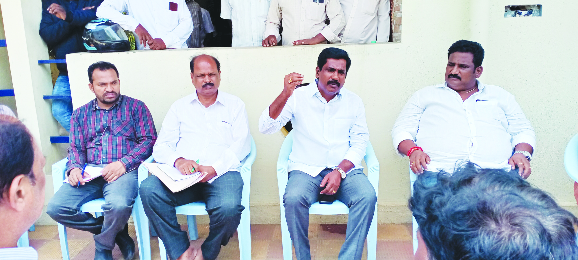 ప్రజా సమస్యలకు తక్షణ పరిష్కారం: ఎమ్మెల్యే ఎంఎస్‌ బాబు