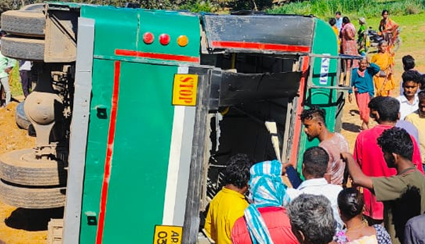 bus-accident-in-kuppam
