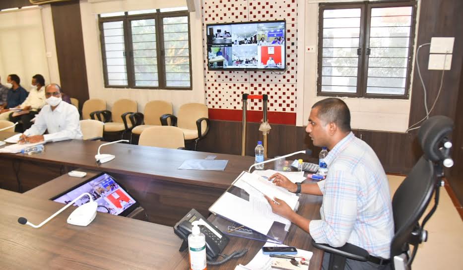 స్వయంగా వెళ్లి పంటనష్టం వివరాలను సేకరించాలి : కలెక్టర్‌ ఆర్థిక సహాయాన్ని వెంటనే అందించండి