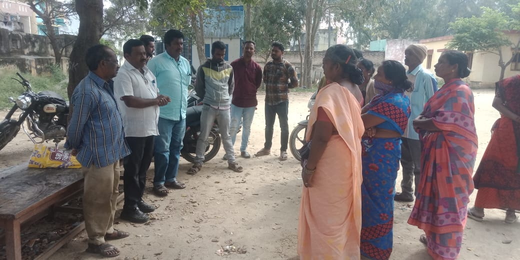 మున్సిపల్‌ కార్మికులకు యూనిఫాం అందించాలి సీఐటీయూ జిల్లా అధ్యక్షులు వాడ గంగరాజు