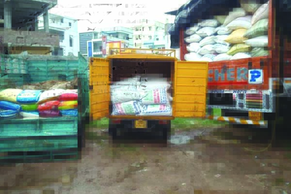 నల్ల బజారుకు.. తెల్ల బియ్యం..