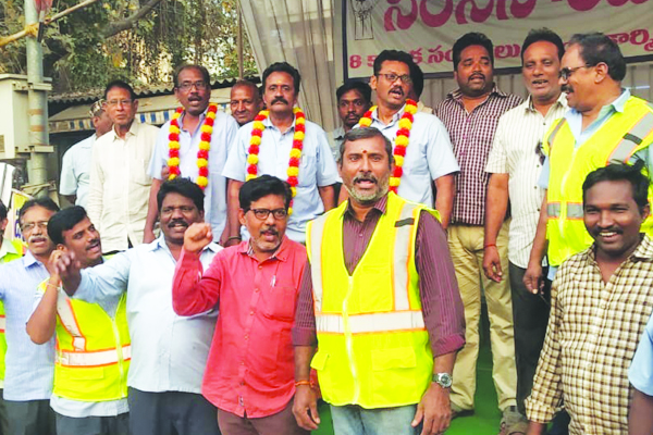 సమస్యలను పరిష్కరించకుంటే ఉద్యమం ఉధృతం