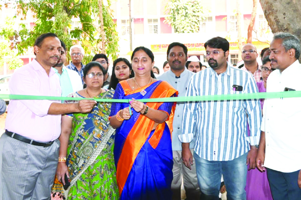 వైద్యపరీక్షలతో ముందుగానే కేన్సర్‌ గుర్తింపు