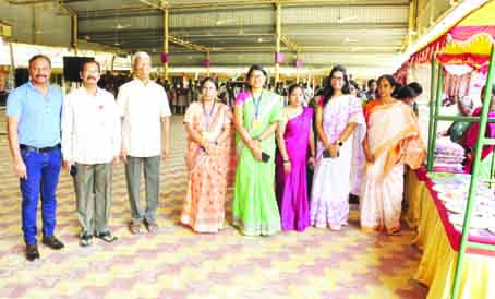 ఎస్‌కెఎస్‌డిలో హస్త కళ ప్రదర్శన