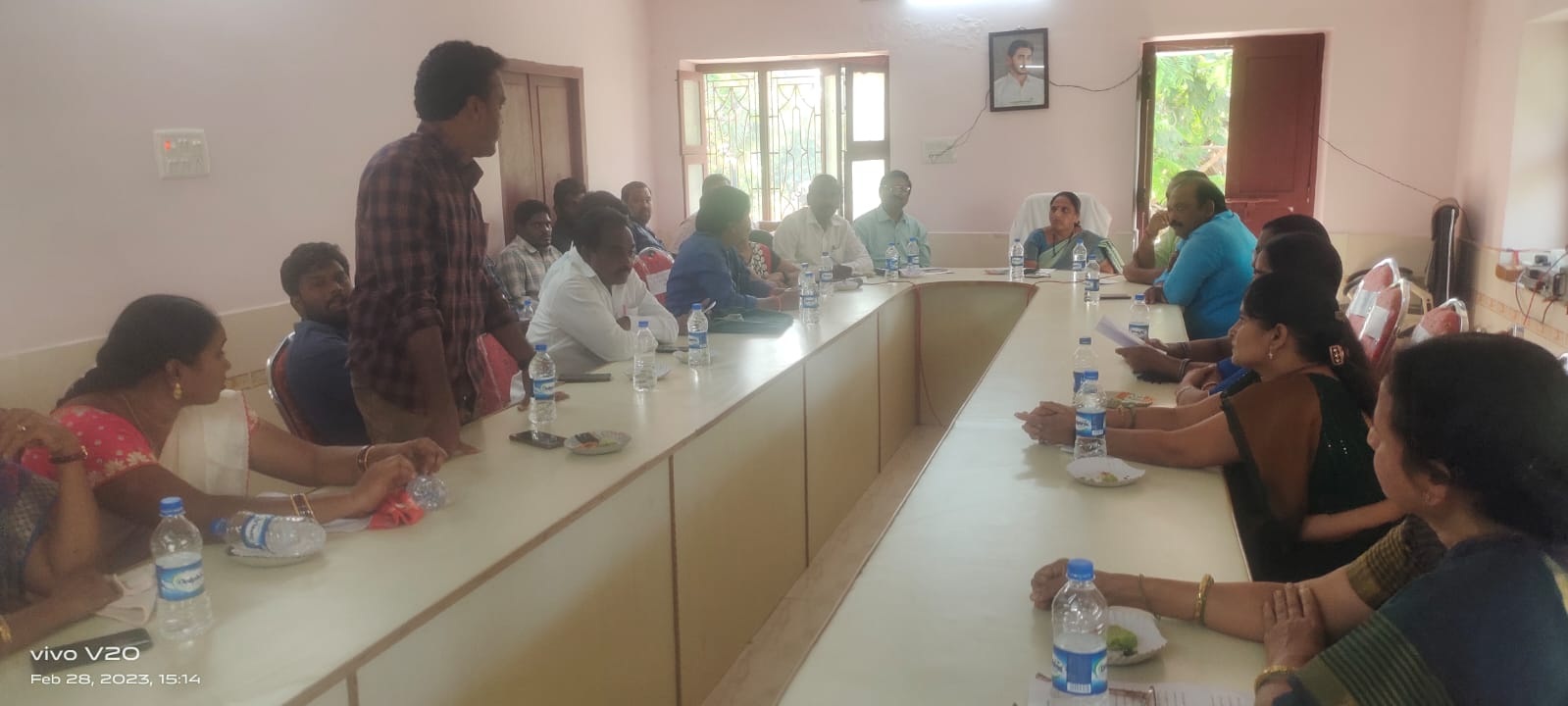 కౌన్సిలర్‌కే వినకుంటే.. పాలకవర్గం ఎందుకు..