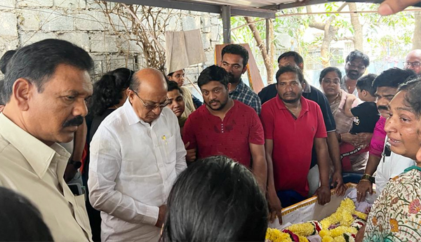 condolence-to-tarakaratna-in-eg