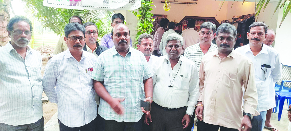 అనిల్‌అంబేద్కర్‌పై చర్యలు తీసుకోవాలి