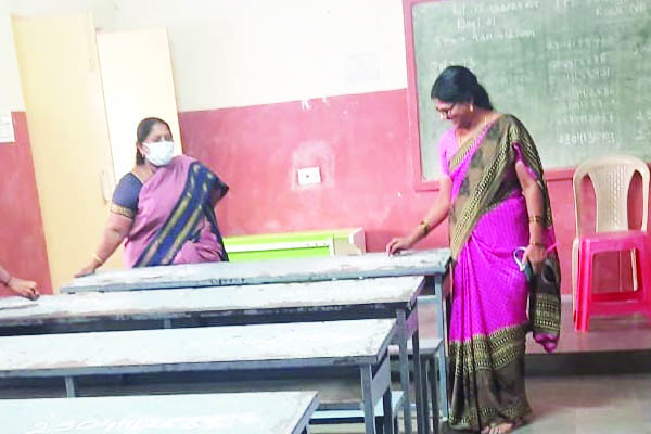 నిమిషం ఆలస్యమైనా ఇంటికే...