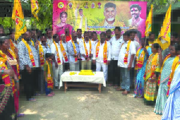 ఉత్సాహంగా టిడిపి విజయోత్సవాలు