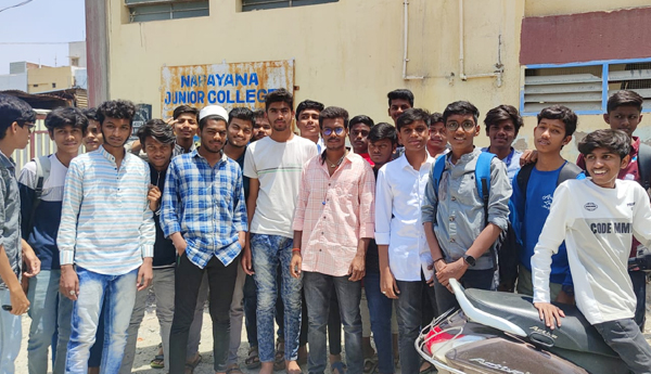 sfi-demand-action-on-narayana-college