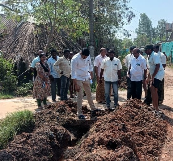 గ్రామాల అభివృద్ధి బాధ్యత ప్రభుత్వానిదే