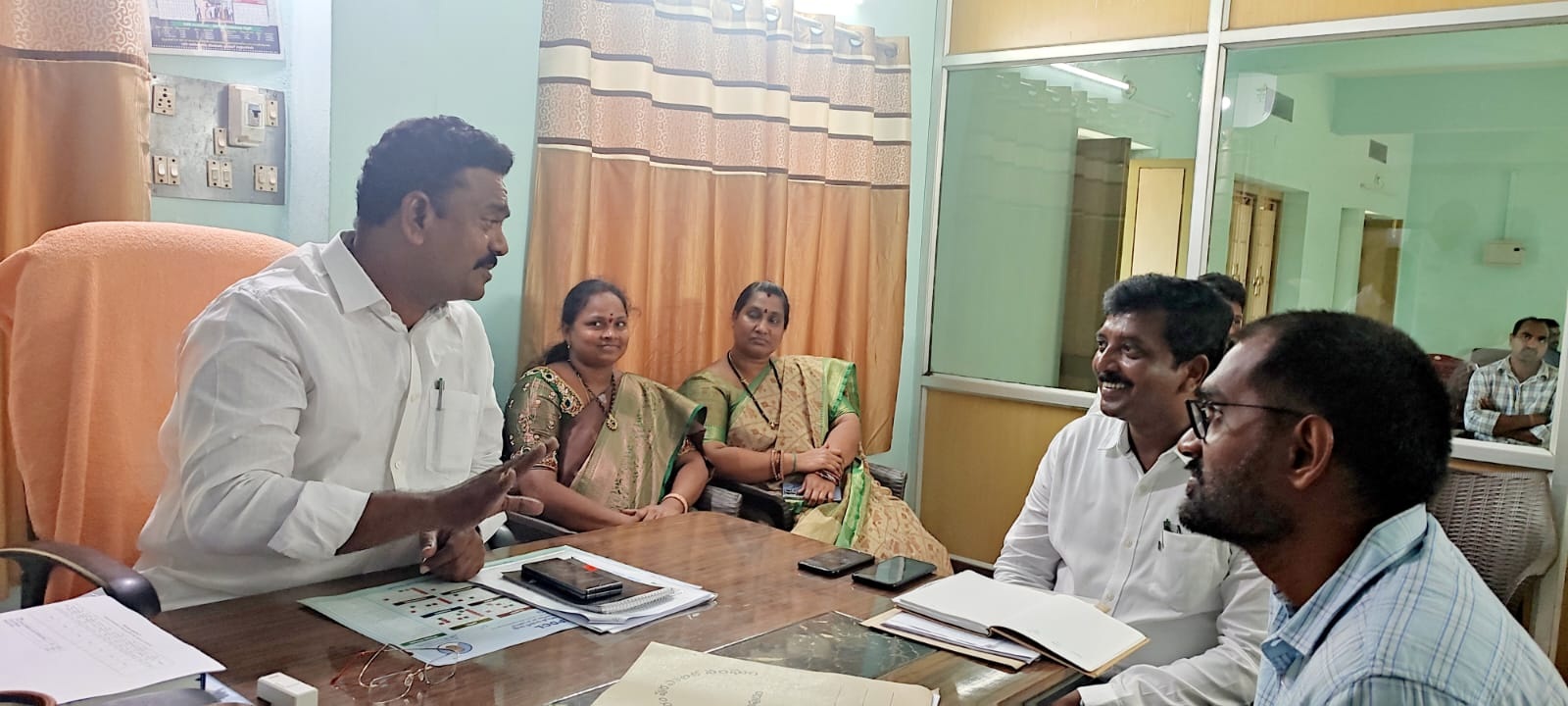 అభివృద్ధి పనులపై దృష్టి సారించాలి