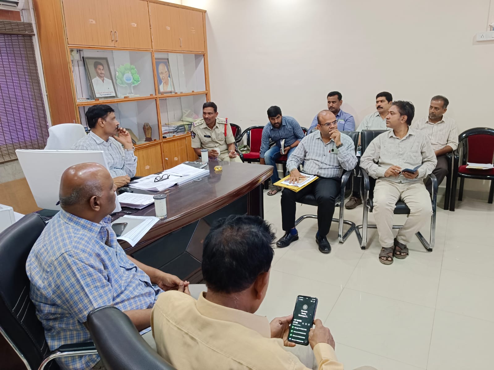 నిషేధిత ప్లాస్టిక్‌ అమ్మకాలు చేయొద్దు