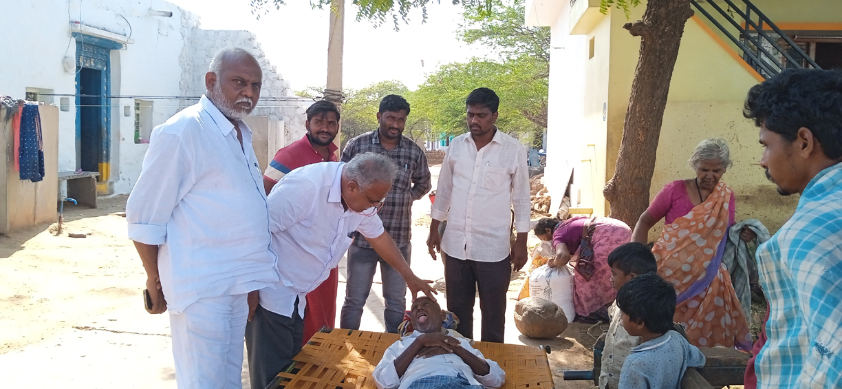 ములకలపెంట గ్రామంలో వైద్యశిబిరం ఏర్పాటు చేయాలి