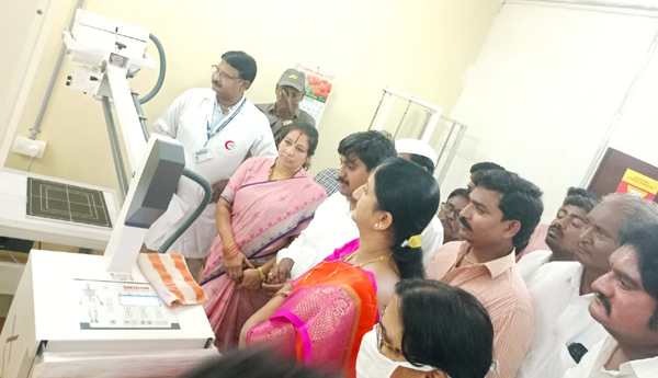 collector-visit-kadiyam-hospital
