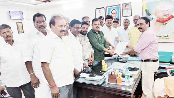 అయినకాడికి అందుకో..