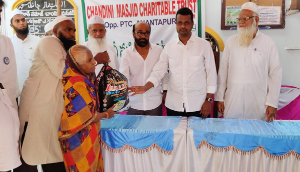 tofa-distribution-by-mayor-vasim