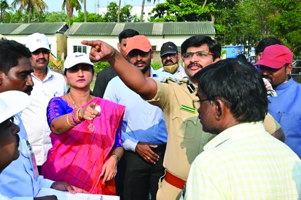 సిఎం పర్యటనా ఏర్పాట్ల పరిశీలన