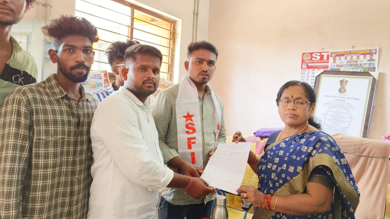 కేశవరెడ్డి విద్యాసంస్థలపై చర్యలు తీసుకోండి