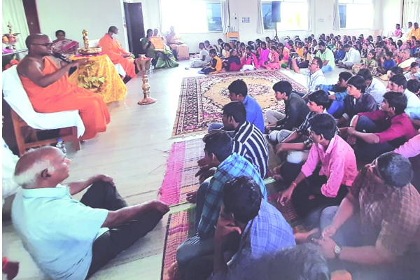 నిర్మలమైన మనసుతో జీవితం సుసంపన్నం