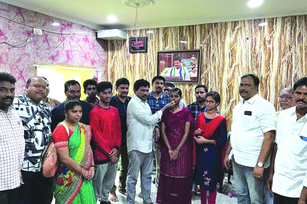 పది పరీక్షల్లో 70.32 శాతం ఉత్తీర్ణత