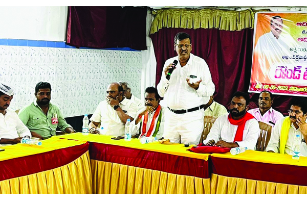 ఆదిరెడ్డిపై కేసులను తక్షణం ఎత్తివేయాలి