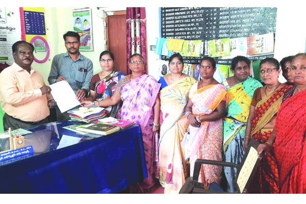 ఆయాలకు ఉద్యోగ భద్రత కల్పించాలి