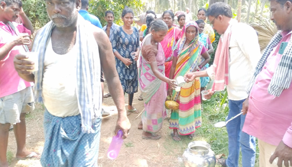 CPM-leaders-who-distributed-buttermilk-to-the-laborers