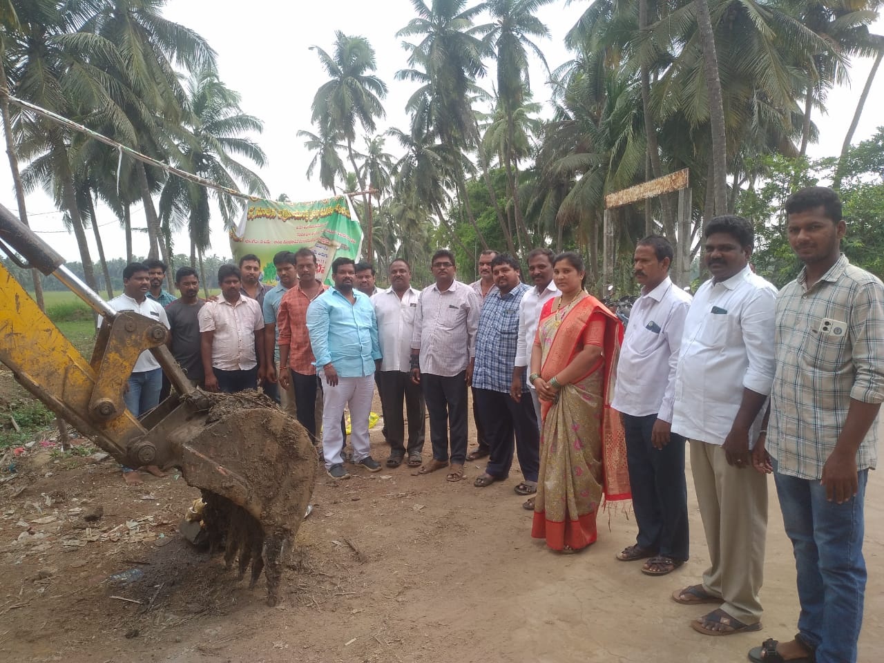 వంకతాళ్లచెరువు రోడ్డుకు మోక్షం