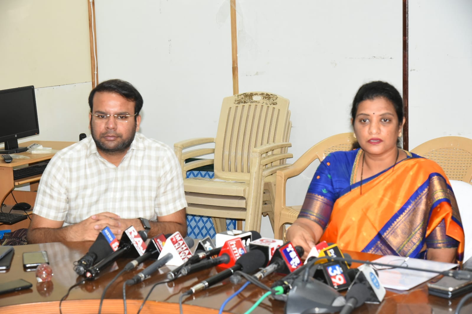 ఇంటింటికీ జగనన్న సురక్ష : కలెక్టర్‌ ఎమ్‌.గౌతమి