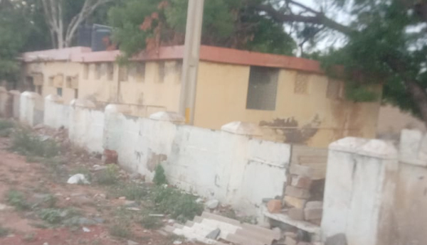 girls-hostel-protection-wall-damage