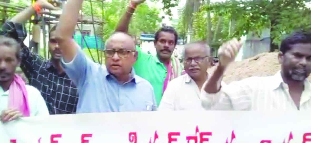 నిత్యావసరాల ధరలను అదుపు చేయాలి